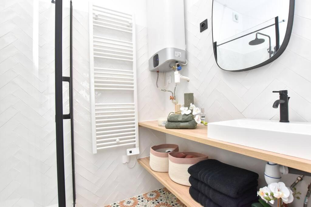 Ferienwohnung Charming Flat In Montmartre - Imhost Paris Exterior foto