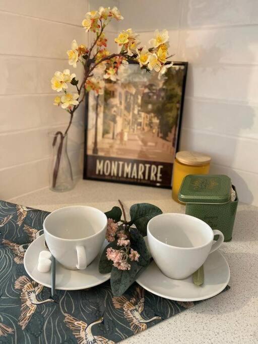 Ferienwohnung Charming Flat In Montmartre - Imhost Paris Exterior foto